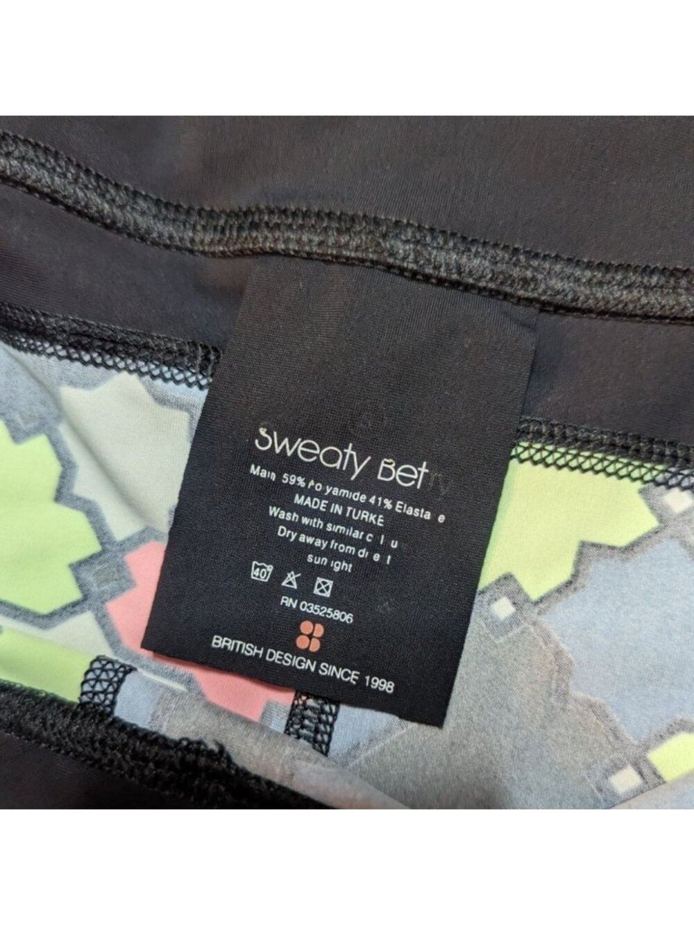 Sweaty Betty Zero Gravity Crop Leggings Tile Print Small - Picture 4 of 4